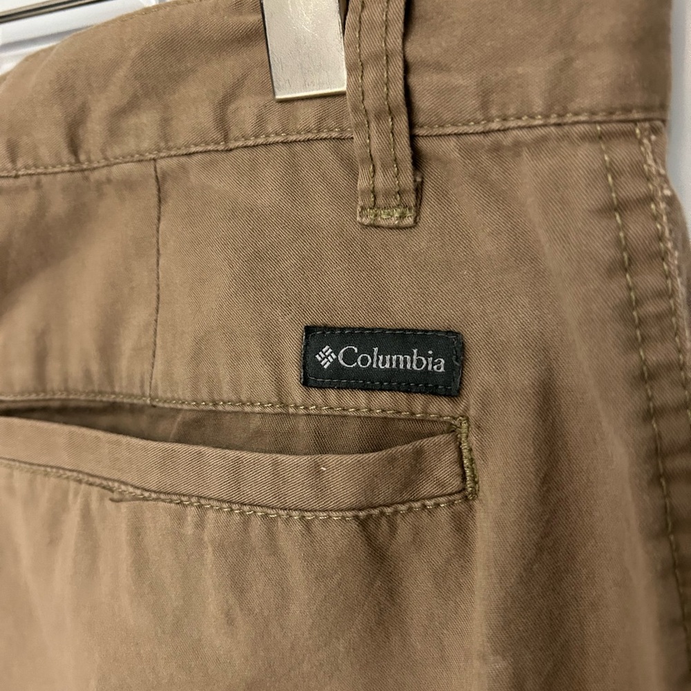 Columbia Men’s Cargo Shorts Size 36 W/ 10L - Picture 5 of 8